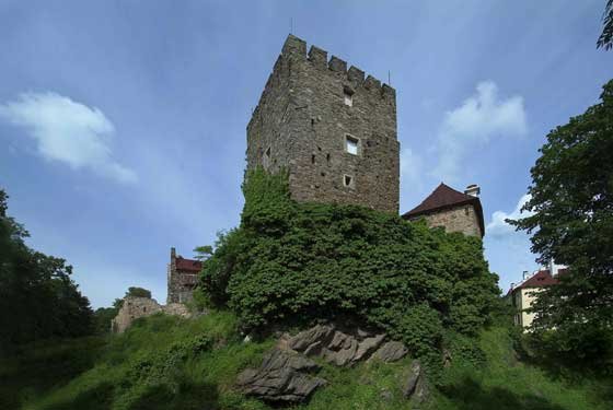 Hrad a zámek Klenová