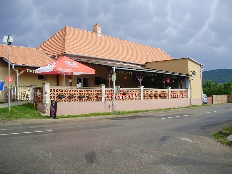 Moravský statek Strachotín