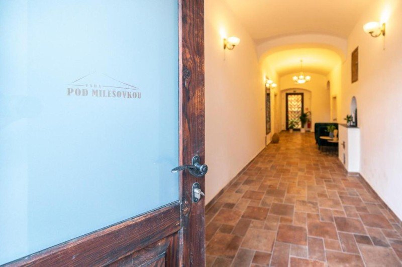 Penzion Fara pod Milešovkou