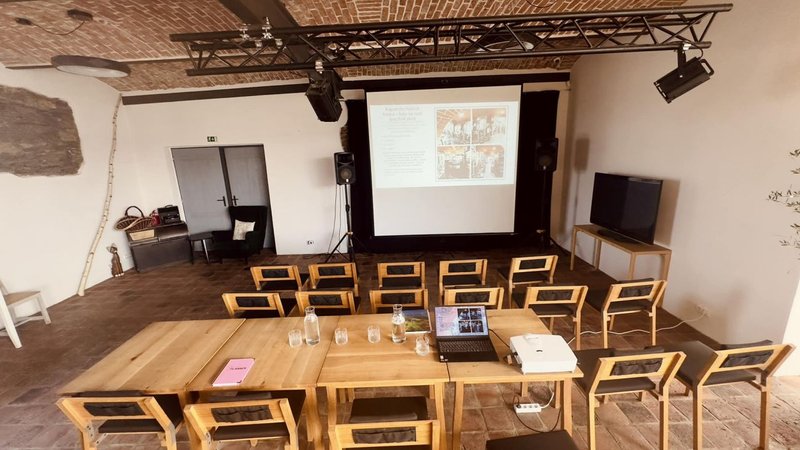 Kavárna a pivovar Holanďan