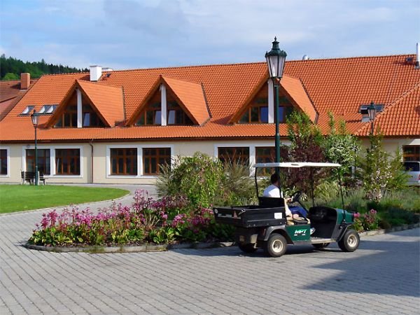 Resort Darovanský dvůr - restaurace